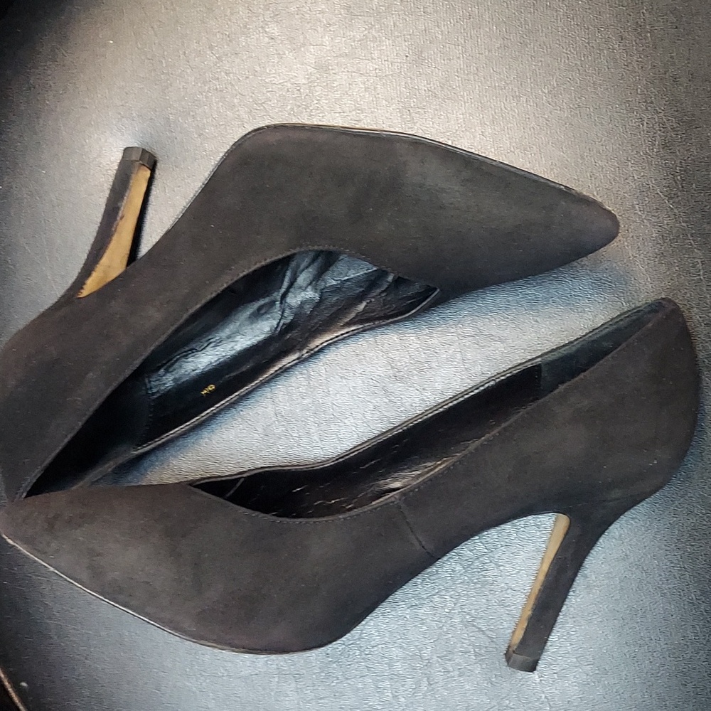 VANELI Black Suede Pumps Women's Size 8 - Picture 3 of 5